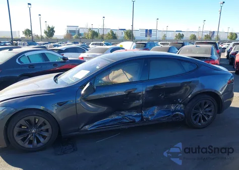 2018 Tesla Model S 100D/75D/P100D from USA, damaged, VIN 5YJSA1E29JF249826